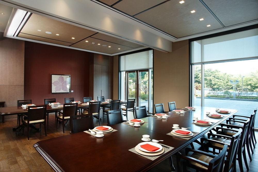 Samsung Hotel 4*